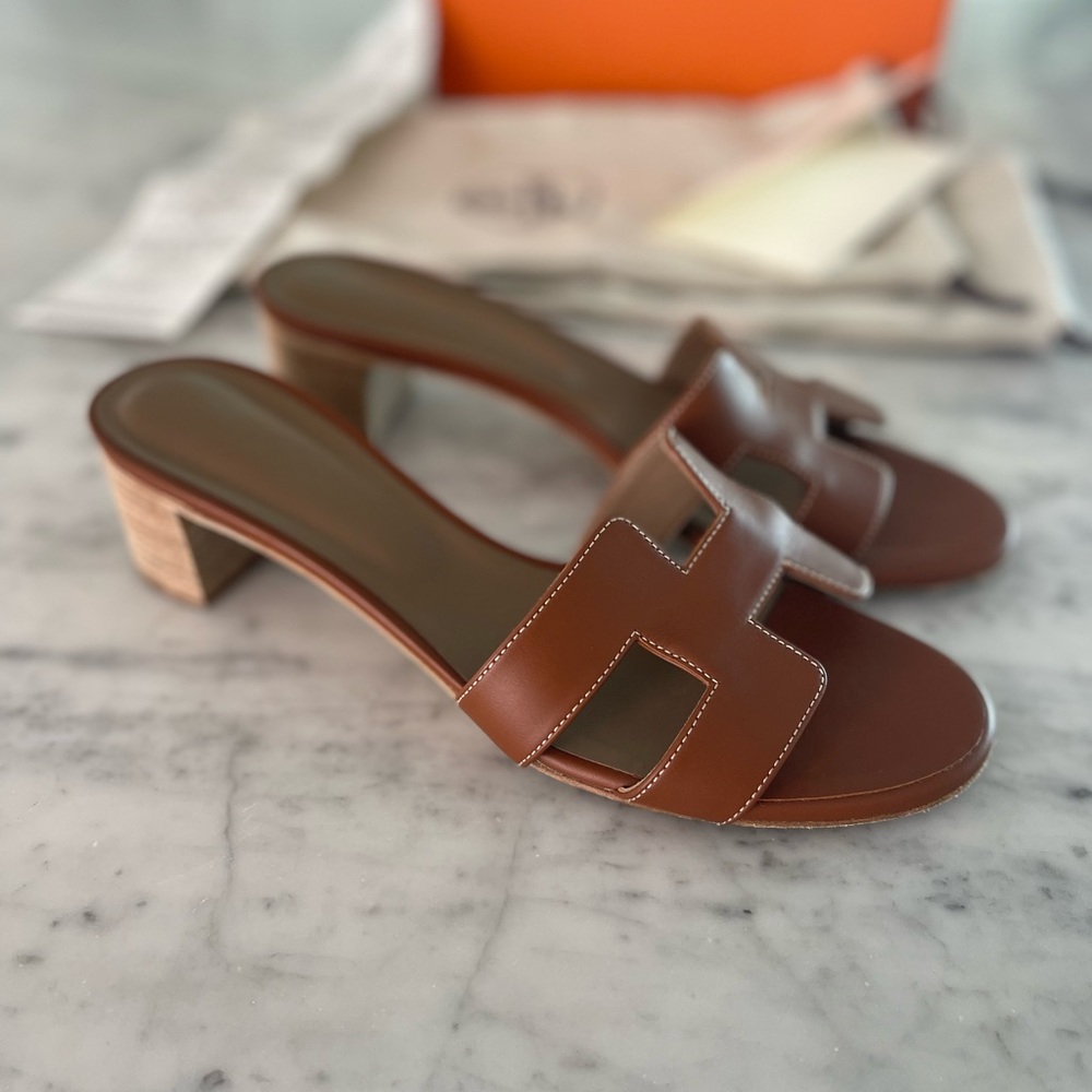 Hermes Oasis Sandal - Picture 7 of 12